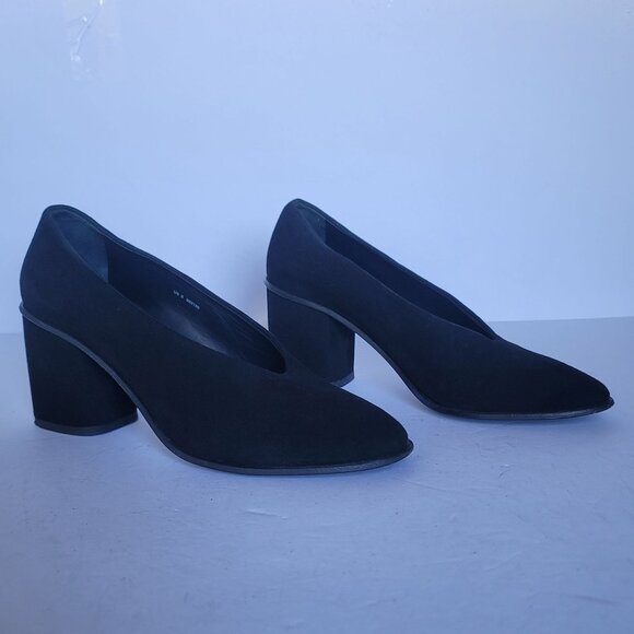 Durango Shoes - COS Black Suede Pointy Toe Chunky Block Heel Career Slip-On V-Cut Pumps. Size 8